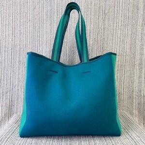 SUMMERSALT Teal Seaglass Green‎ Neoprene Tote Bag Shoulder Straps Beach Travel
